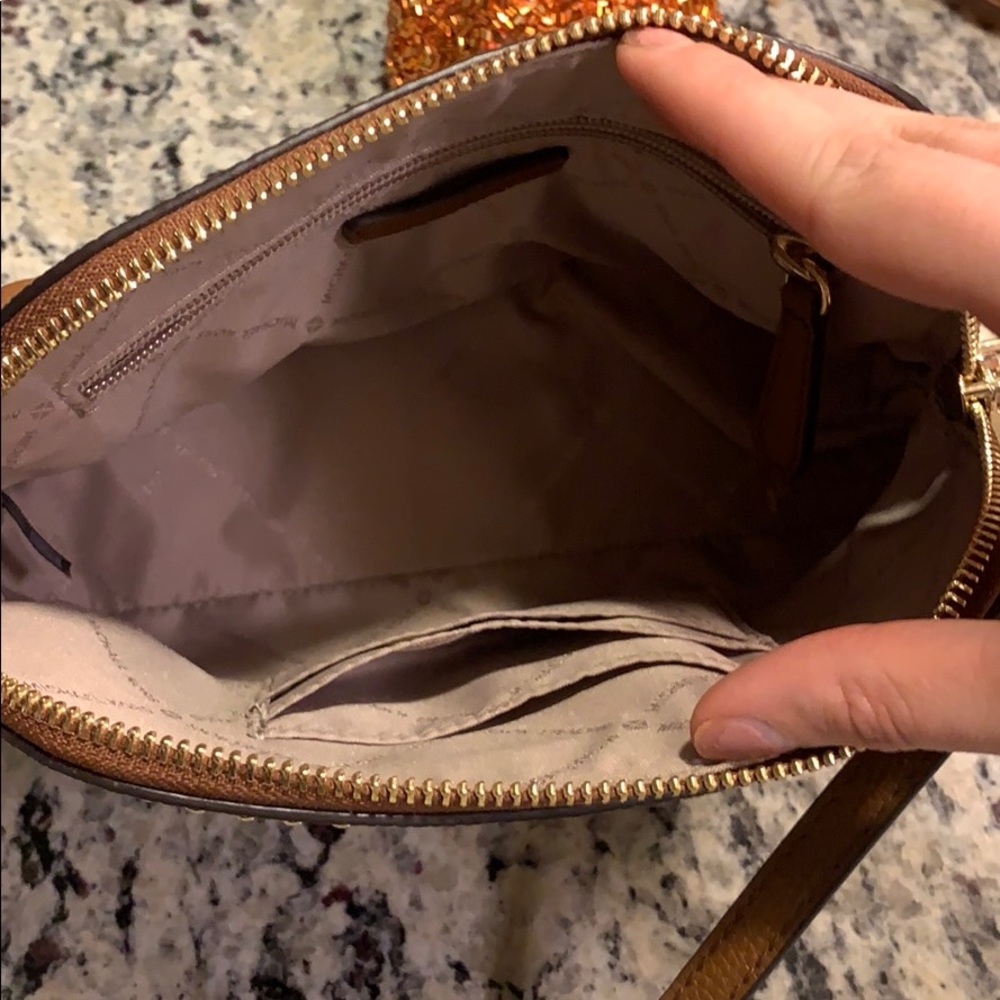 NWOT Crossbody bag - Picture 4 of 5